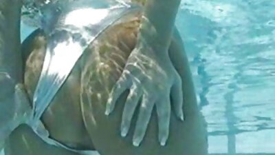 Tiga Babes Super Hot Bersetubuh Seorang Lelaki Bertuah